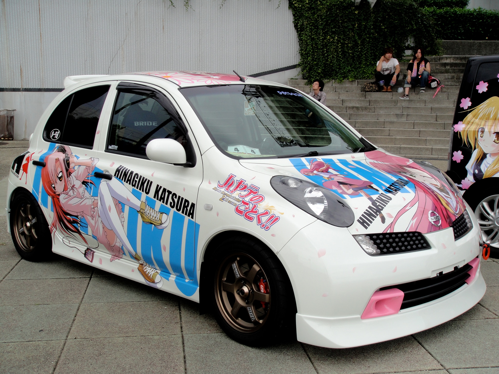 Anime Car Folierung: Mach dein Auto zum Blickfang mit einzigartigem Anime für Car Design!