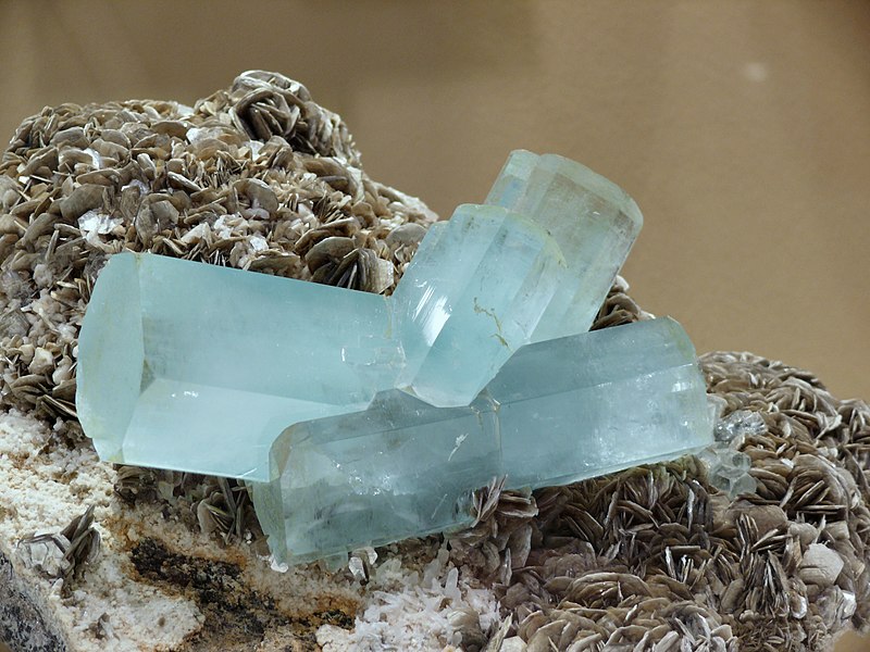 Die spirituelle Bedeutung von Aquamarinen: Die Bedeutung eines Edelsteins