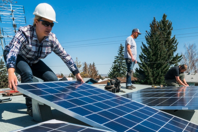 Solar Splendor von Baubz: Eine Symphonie sauberer Energielösungen