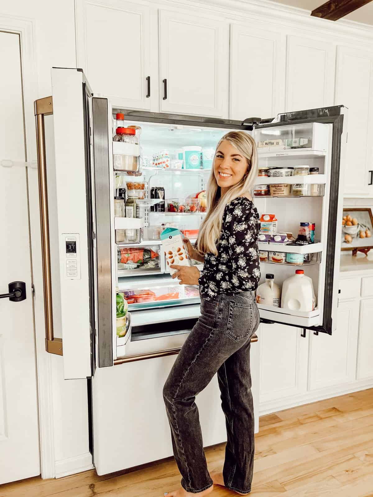 8 Positive GE Refrigerator Reviews Showcasing Practical Features