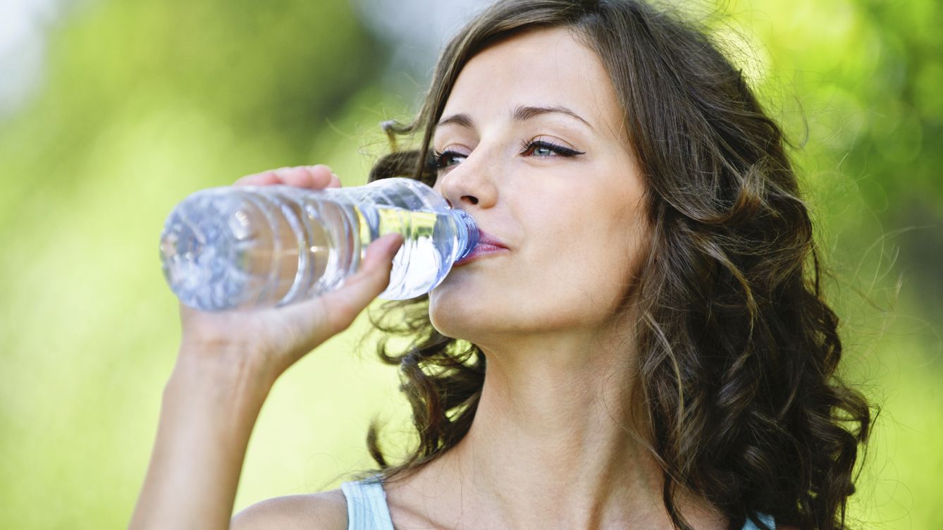 Natürliche Quellwasserfrequenzen: Ein Geschenk von Stimmgabeln