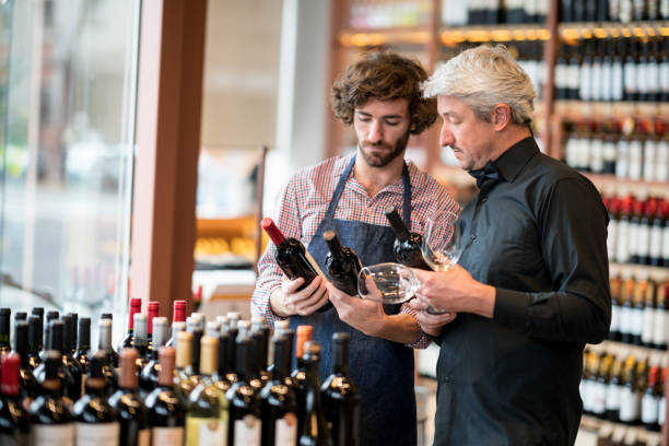 Wine Whispers: Geheimnisse des Schlucks in der Whispering Vines Vinoteca